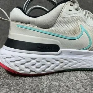 Nike | Shoes | Nike React Miler 2 Cw72104 Mens Size 75 Gray  display picture 3